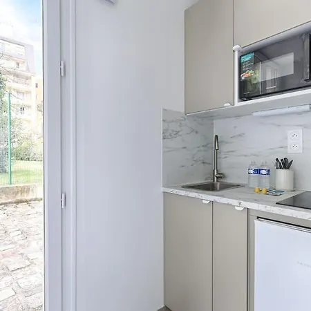 Magnifique 2p Apartment